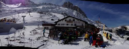 Affittacamere Rifugio Fedaia