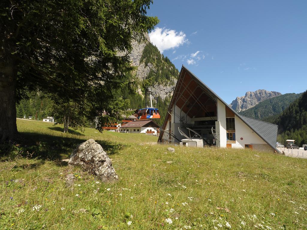 Rifugio Fedaia Malga Ciapela