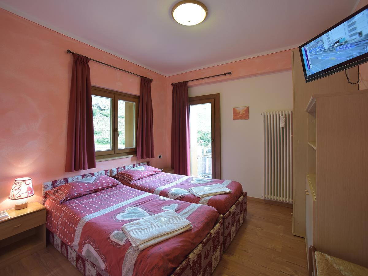 Rifugio Fedaia Guest house